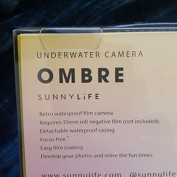 SUNNYLIFE Ombre Underwater Camera - Picture 5 of 6